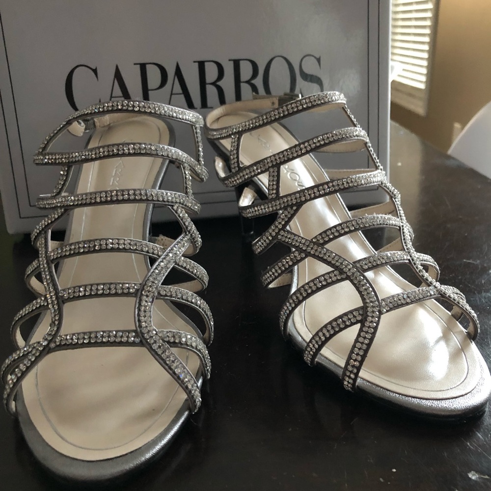 🖤SOLD🖤Caparros Rhinestone Embellished Dress Heel - Picture 2 of 5